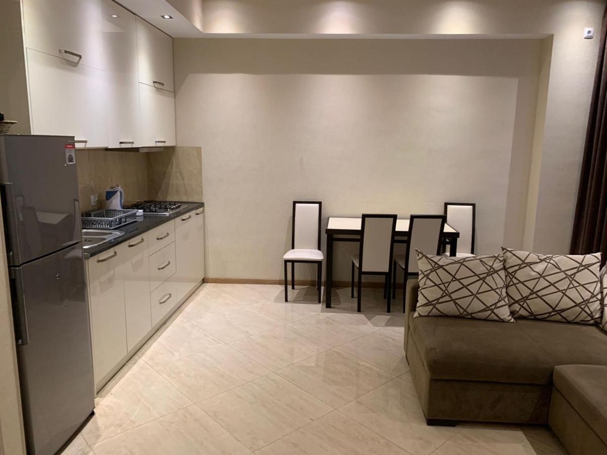 Apartment Three Bedroom In Saburtalo Тбилиси Экстерьер фото