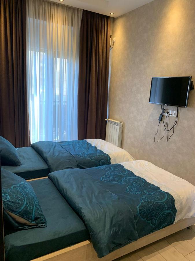Apartment Three Bedroom In Saburtalo Тбилиси Экстерьер фото