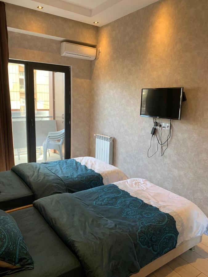 Apartment Three Bedroom In Saburtalo Тбилиси Экстерьер фото